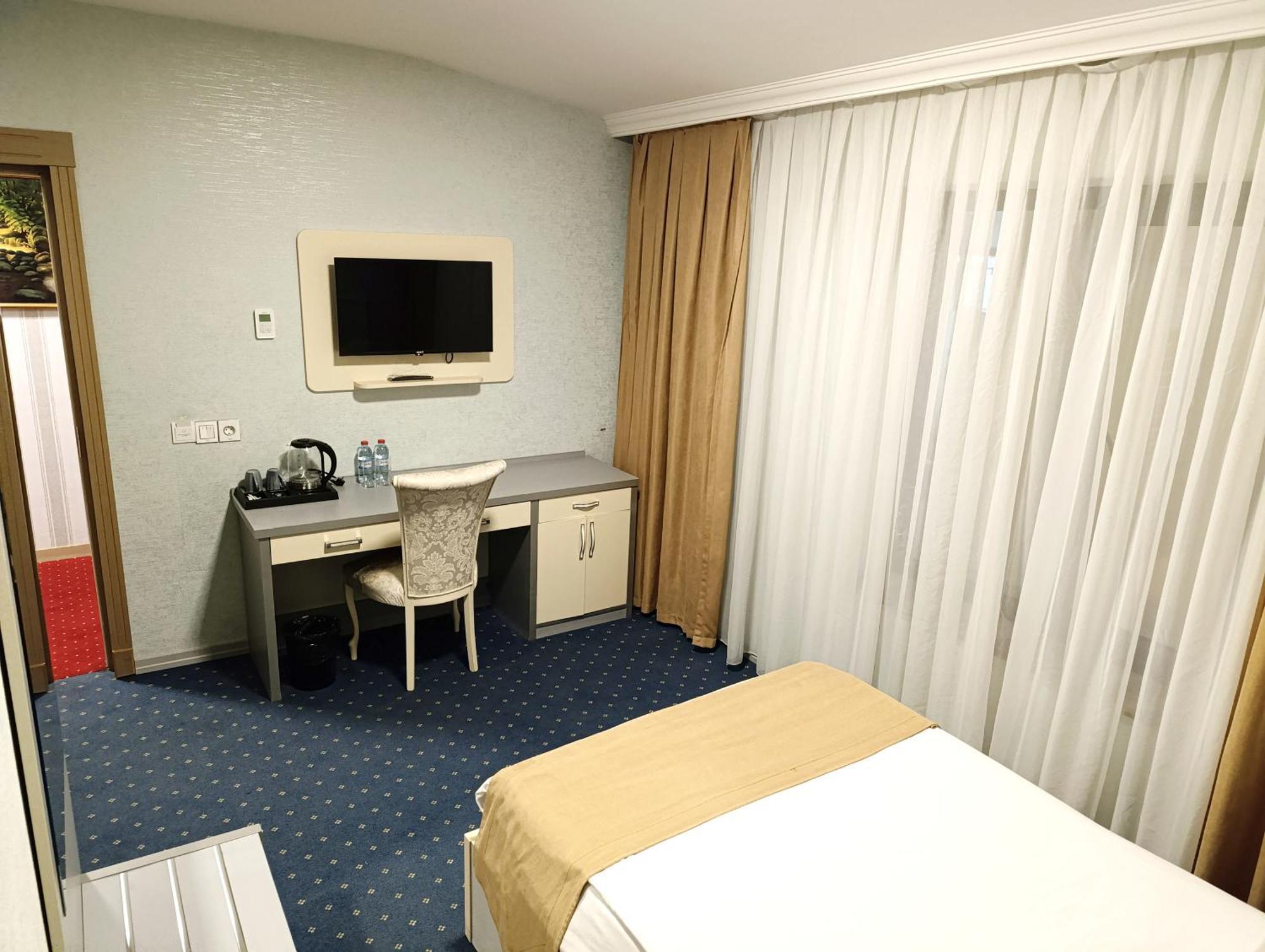 Alis 4* Baku