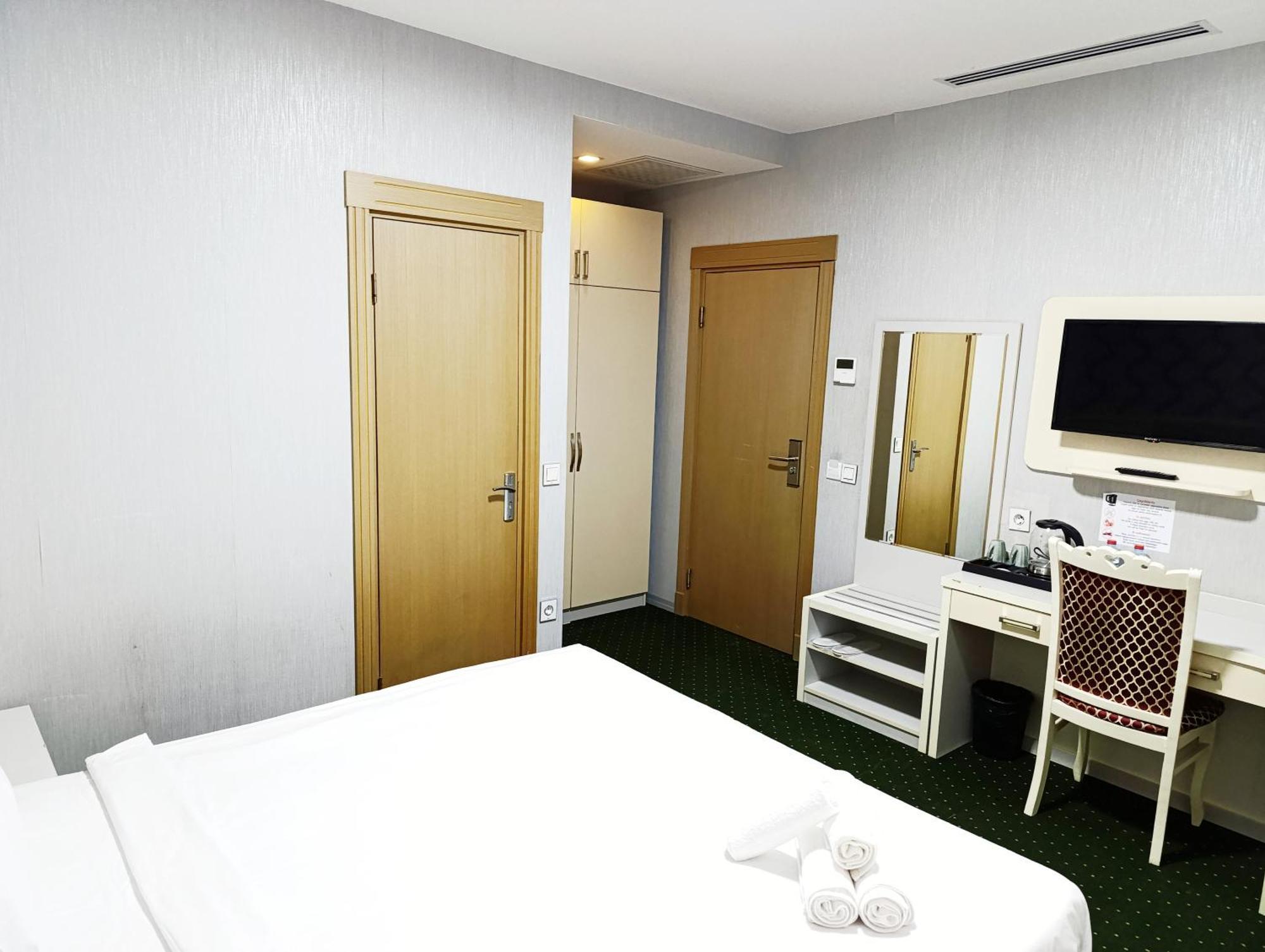 Alis Hotel 4*