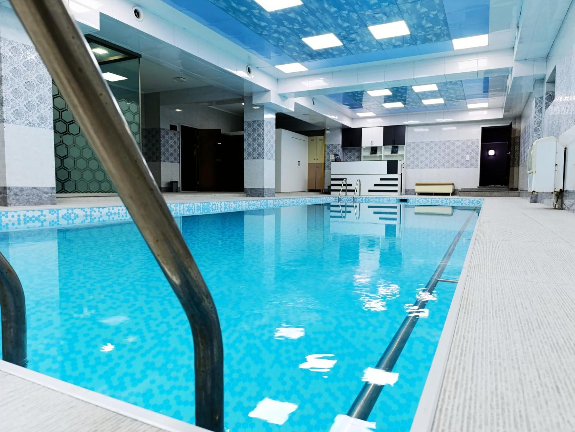 Alis Baku